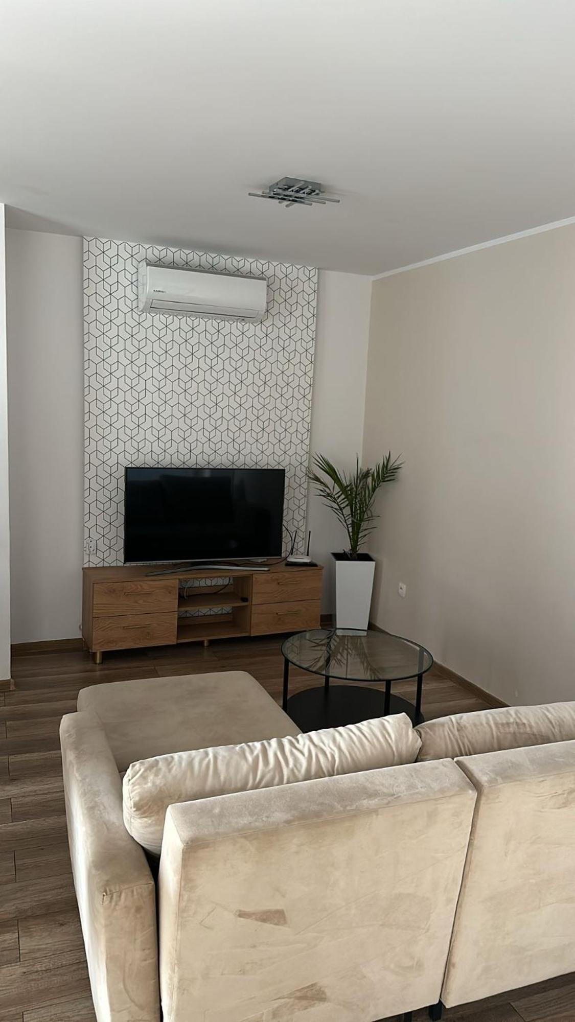Apartament 33 Park City Ostrów Wielkopolski Esterno foto