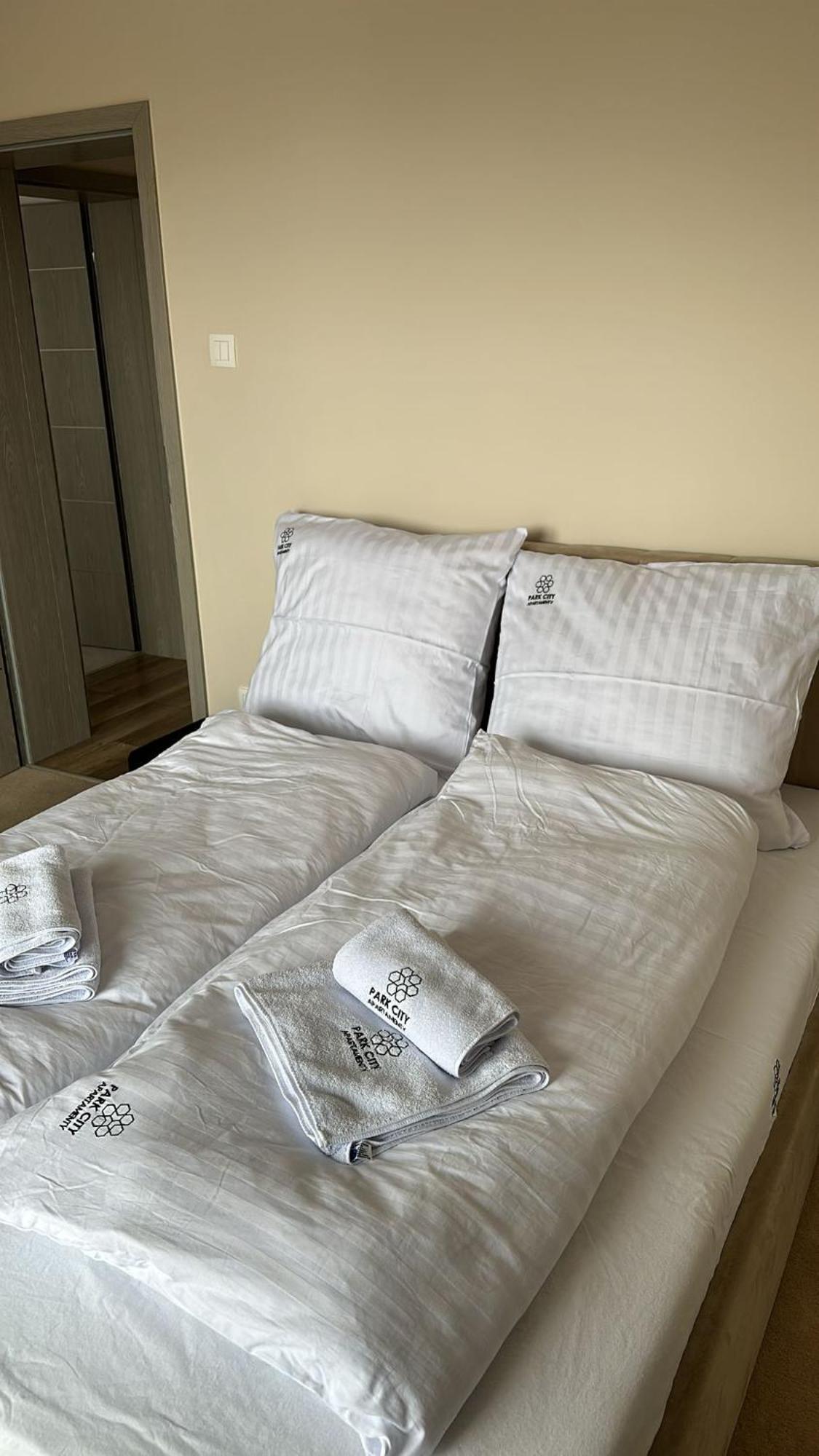 Apartament 33 Park City Ostrów Wielkopolski Esterno foto